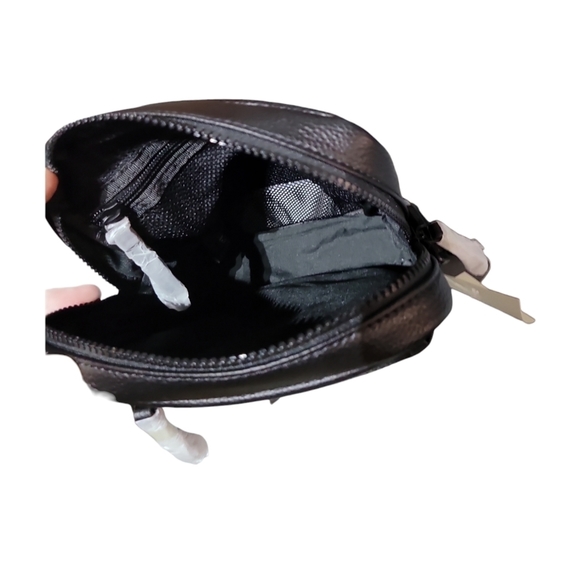 Fossil Men's Sport leather travel courier messenger bag  color Black BNWT - Picture 4 of 4